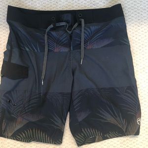 Men’s Ocean Current Board Shorts
